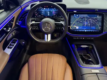 MERCEDES-BENZ E 220 d 4M 9G AMG Pre.  DISTRC  DIGIL