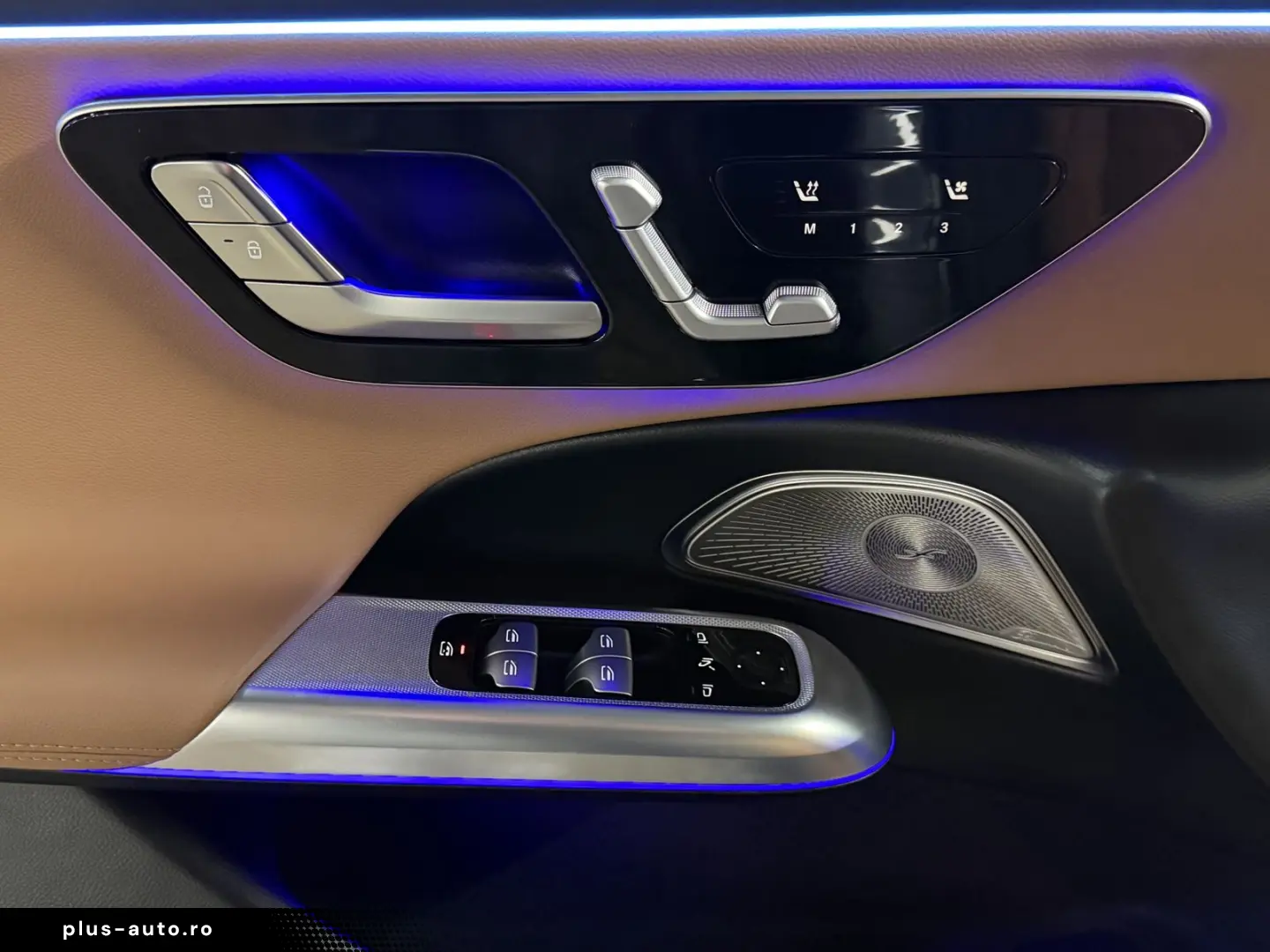 MERCEDES-BENZ E 220 d 4M 9G AMG Pre.  DISTRC  DIGIL