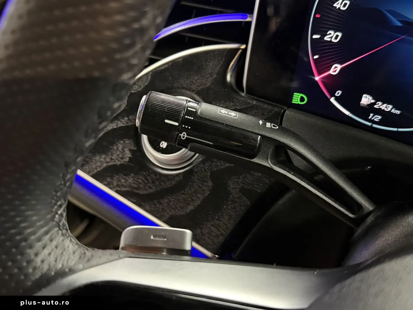 MERCEDES-BENZ E 220 d 4M 9G AMG Pre.  DISTRC  DIGIL