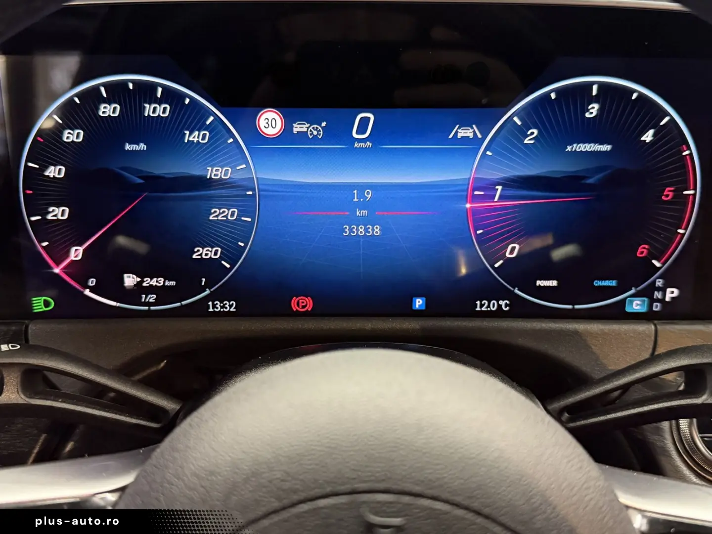 MERCEDES-BENZ E 220 d 4M 9G AMG Pre.  DISTRC  DIGIL