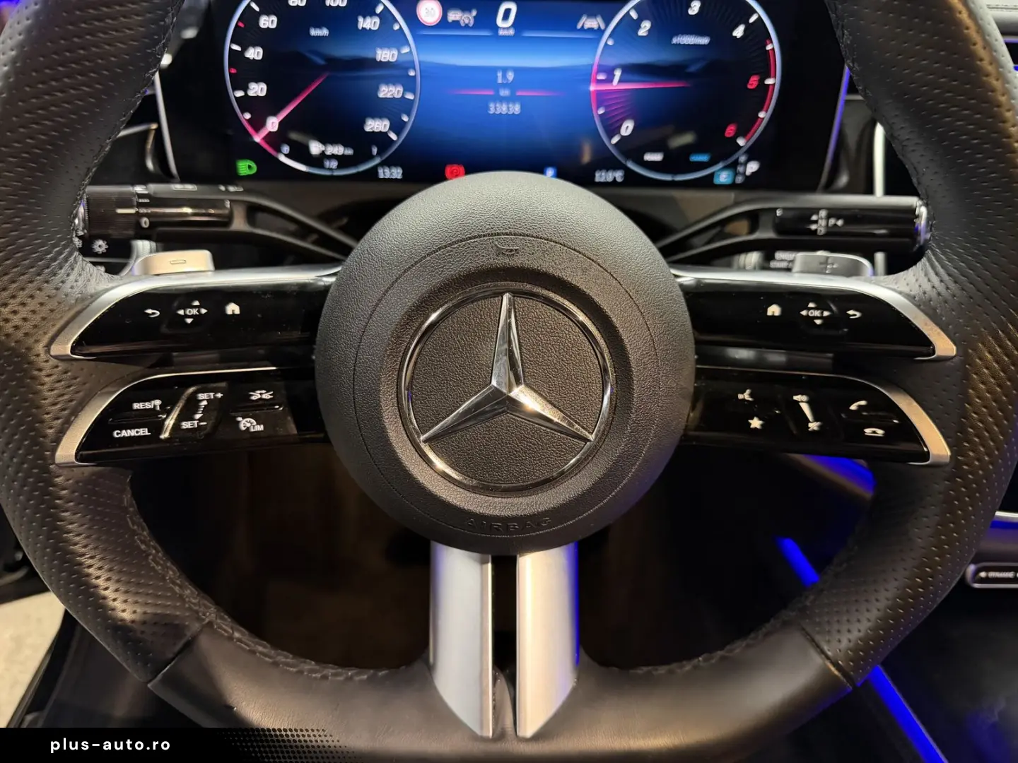 MERCEDES-BENZ E 220 d 4M 9G AMG Pre.  DISTRC  DIGIL