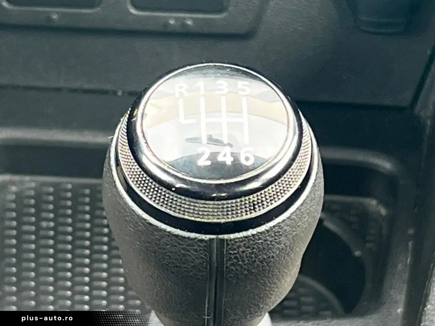 DACIA DUSTER 1.3 TCe 150CP Comfort VU 4WD