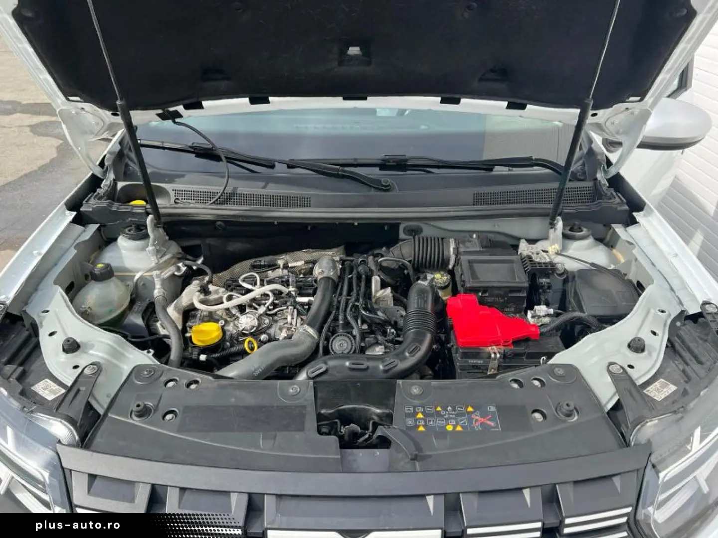 DACIA DUSTER 1.3 TCe 150CP Comfort VU 4WD