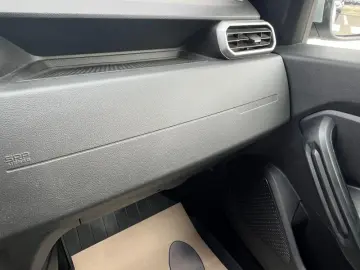 DACIA DUSTER 1.3 TCe 150CP Comfort VU 4WD