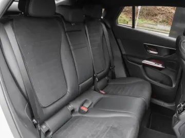 MERCEDES-BENZ GLC 200 4M Cp AMG-Sport Pano AHK 360 Memo