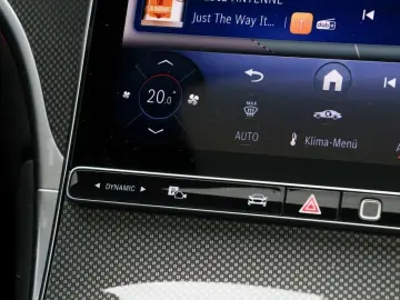 MERCEDES-BENZ GLC 200 4M Cp AMG-Sport Pano AHK 360 Memo