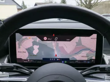 MERCEDES-BENZ GLC 200 4M Cp AMG-Sport Pano AHK 360 Memo