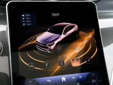 MERCEDES-BENZ GLC 200 4M Cp AMG-Sport Pano AHK 360 Memo