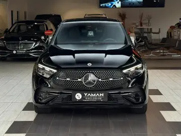 MERCEDES-BENZ GLC 220 d 4M Coupe Edition AMG Pano Head-Up