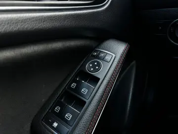 Mercedes-Benz Gla Gen-X156-2013-2019