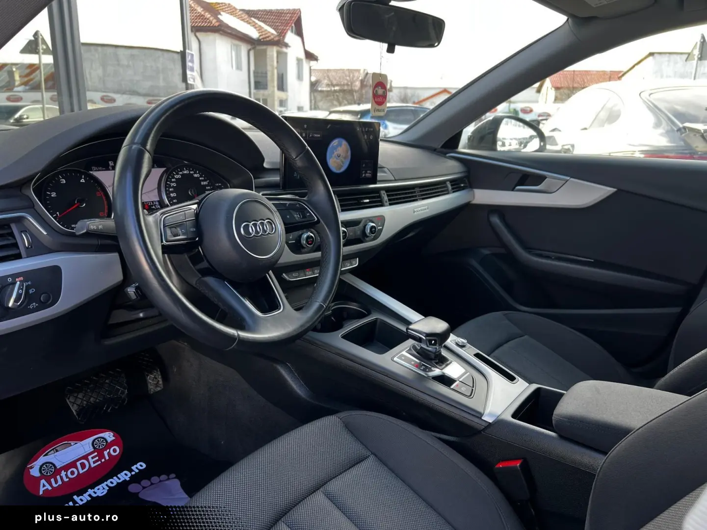 Audi A4-Allroad Gen-B9-2016