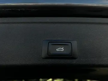 Audi A4-Allroad Gen-B9-2016