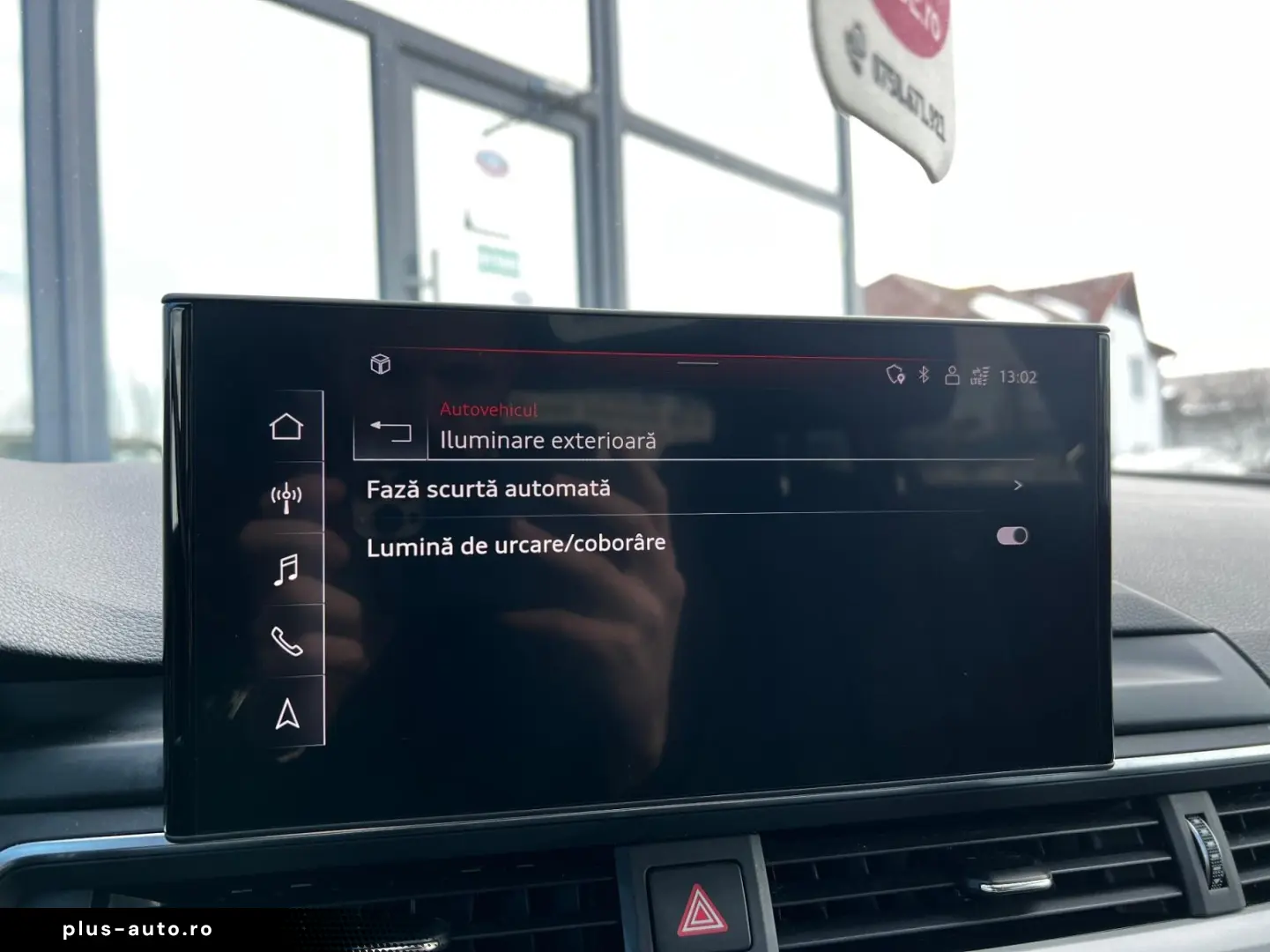 Audi A4-Allroad Gen-B9-2016