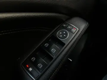 Mercedes-Benz Cla Gen-C117-2013-2018