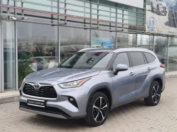 Toyota HIGHLANDER 7 locuri  2.5 Hybrid 248 CP Luxury 4x4