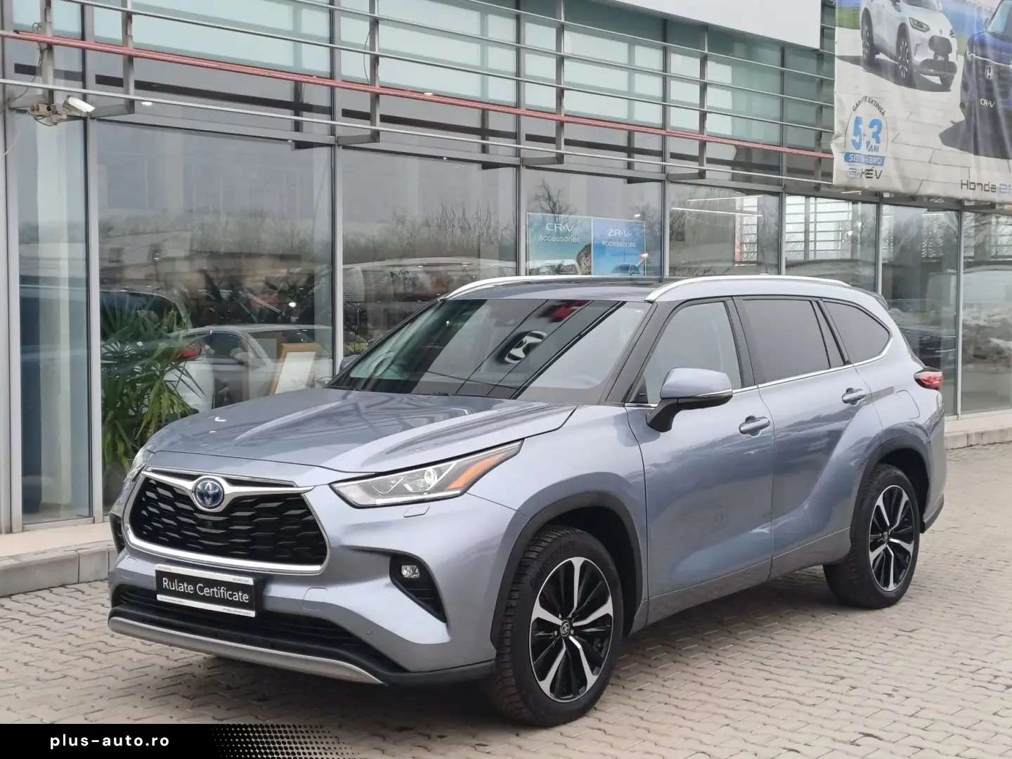 Toyota HIGHLANDER 7 locuri  2.5 Hybrid 248 CP Luxury 4x4