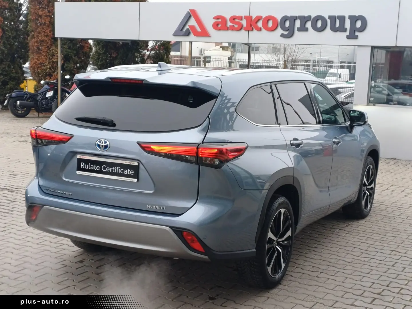 Toyota HIGHLANDER 7 locuri  2.5 Hybrid 248 CP Luxury 4x4