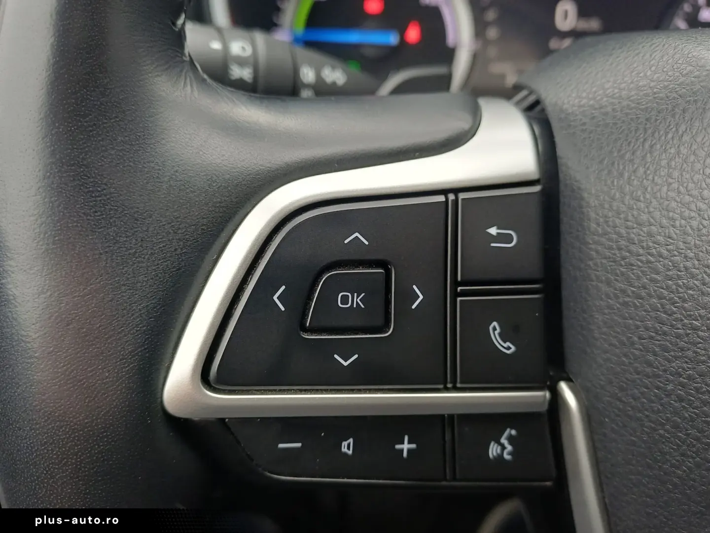 Toyota HIGHLANDER 7 locuri  2.5 Hybrid 248 CP Luxury 4x4