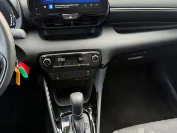 Toyota Yaris  Business 1.5 Hybrid 116 Cp