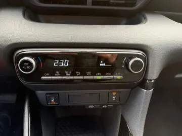 Toyota Yaris  Business 1.5 Hybrid 116 Cp