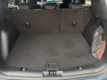 Ford Kuga 2.5 Duratec HEV 190HP ST-LINE CVT 4WD