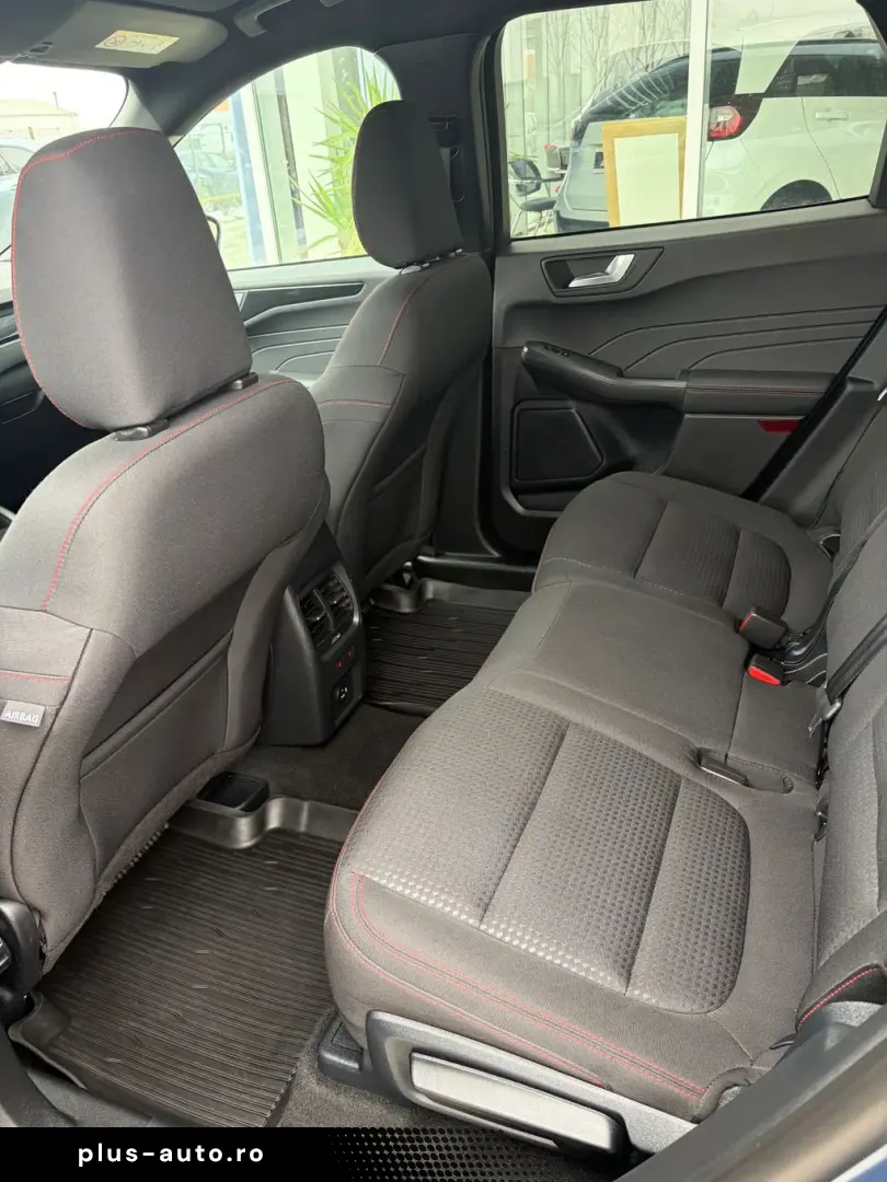 Ford Kuga 2.5 Duratec HEV 190HP ST-LINE CVT 4WD