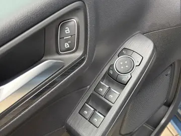 Ford Kuga 2.5 Duratec HEV 190HP ST-LINE CVT 4WD