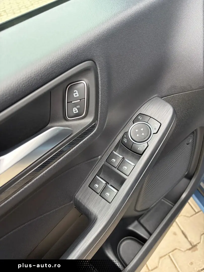 Ford Kuga 2.5 Duratec HEV 190HP ST-LINE CVT 4WD