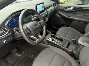 Ford Kuga 2.5 Duratec HEV 190HP ST-LINE CVT 4WD