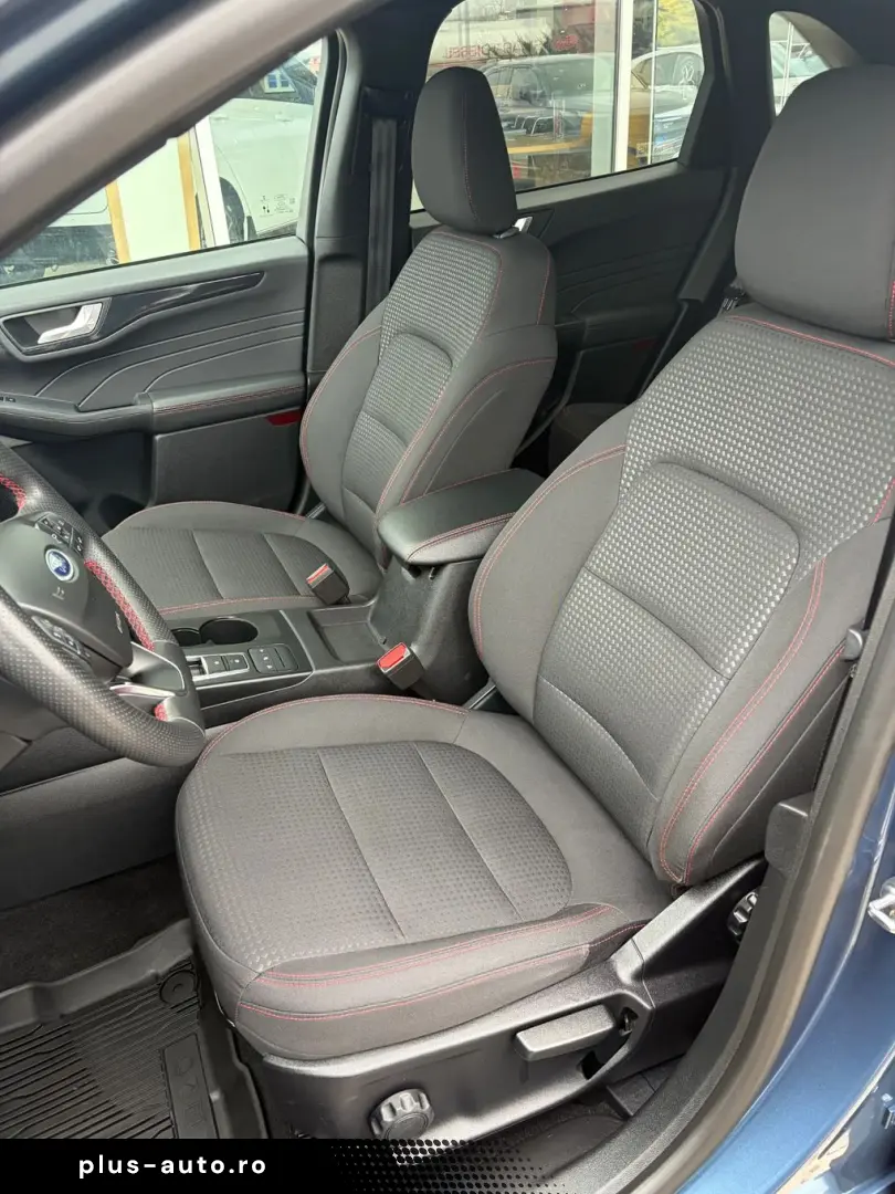 Ford Kuga 2.5 Duratec HEV 190HP ST-LINE CVT 4WD