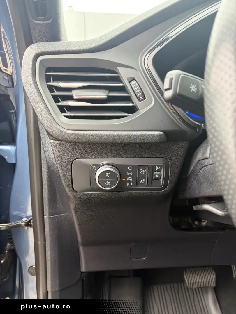 Ford Kuga 2.5 Duratec HEV 190HP ST-LINE CVT 4WD