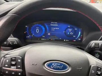 Ford Kuga 2.5 Duratec HEV 190HP ST-LINE CVT 4WD