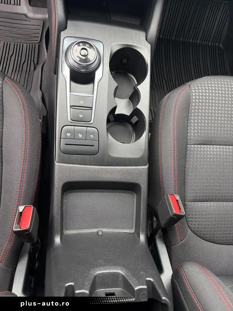 Ford Kuga 2.5 Duratec HEV 190HP ST-LINE CVT 4WD