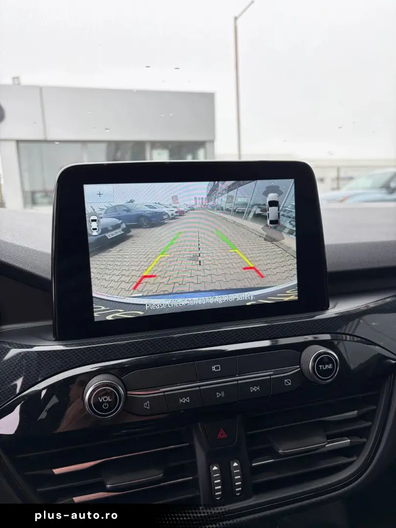 Ford Kuga 2.5 Duratec HEV 190HP ST-LINE CVT 4WD