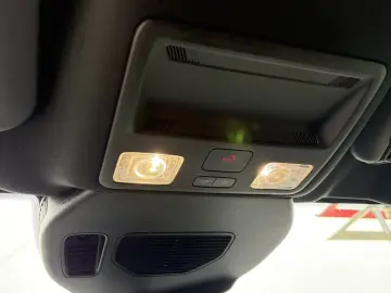 Ford Kuga 2.5 Duratec HEV 190HP ST-LINE CVT 4WD