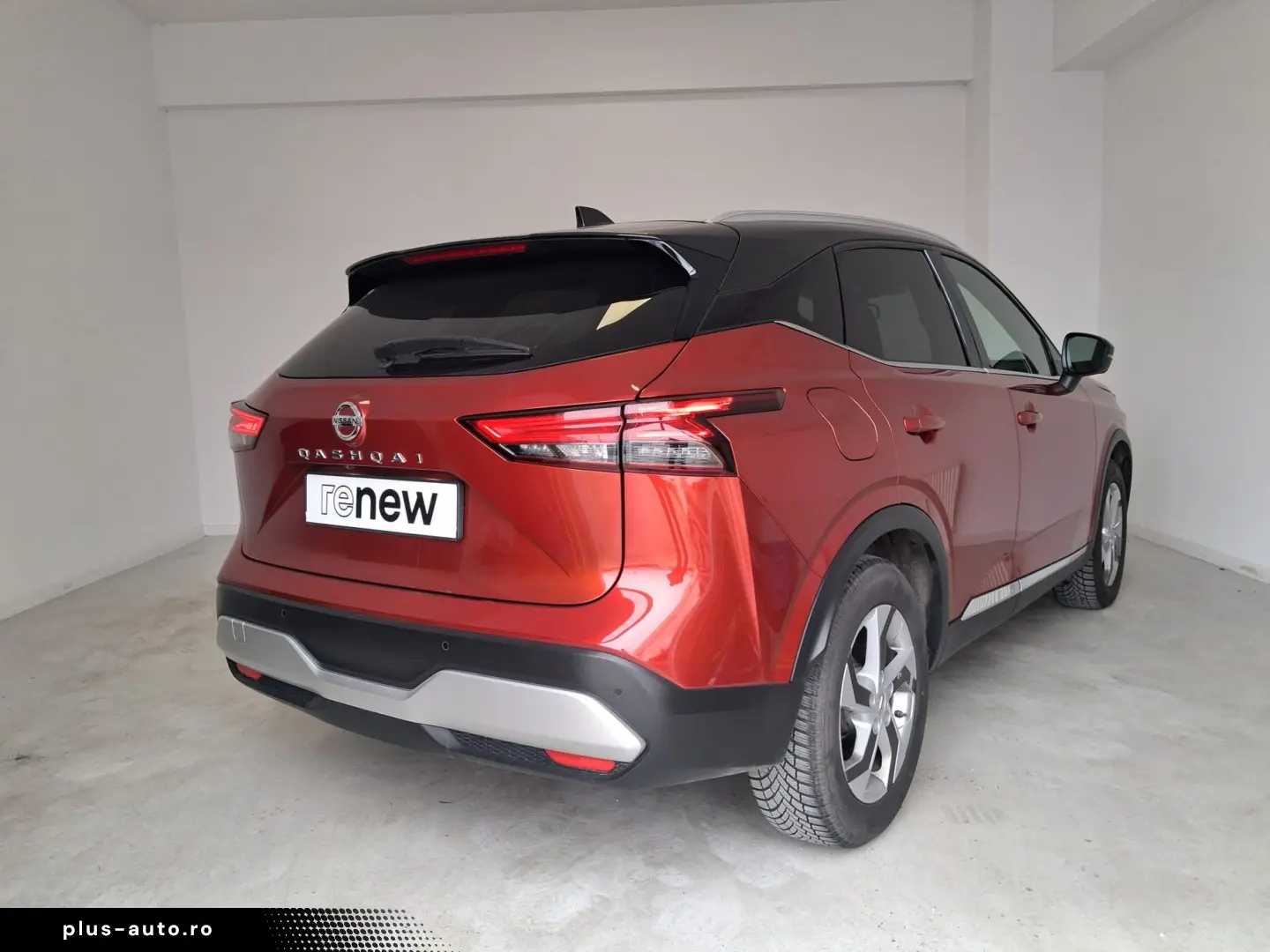 Nissan Qashqai 1.3 DIG-T automat unic proprietar de noua