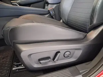 Nissan Qashqai 1.3 DIG-T automat unic proprietar de noua