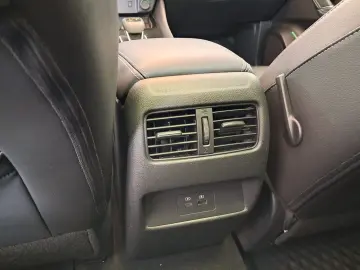 Nissan Qashqai 1.3 DIG-T automat unic proprietar de noua