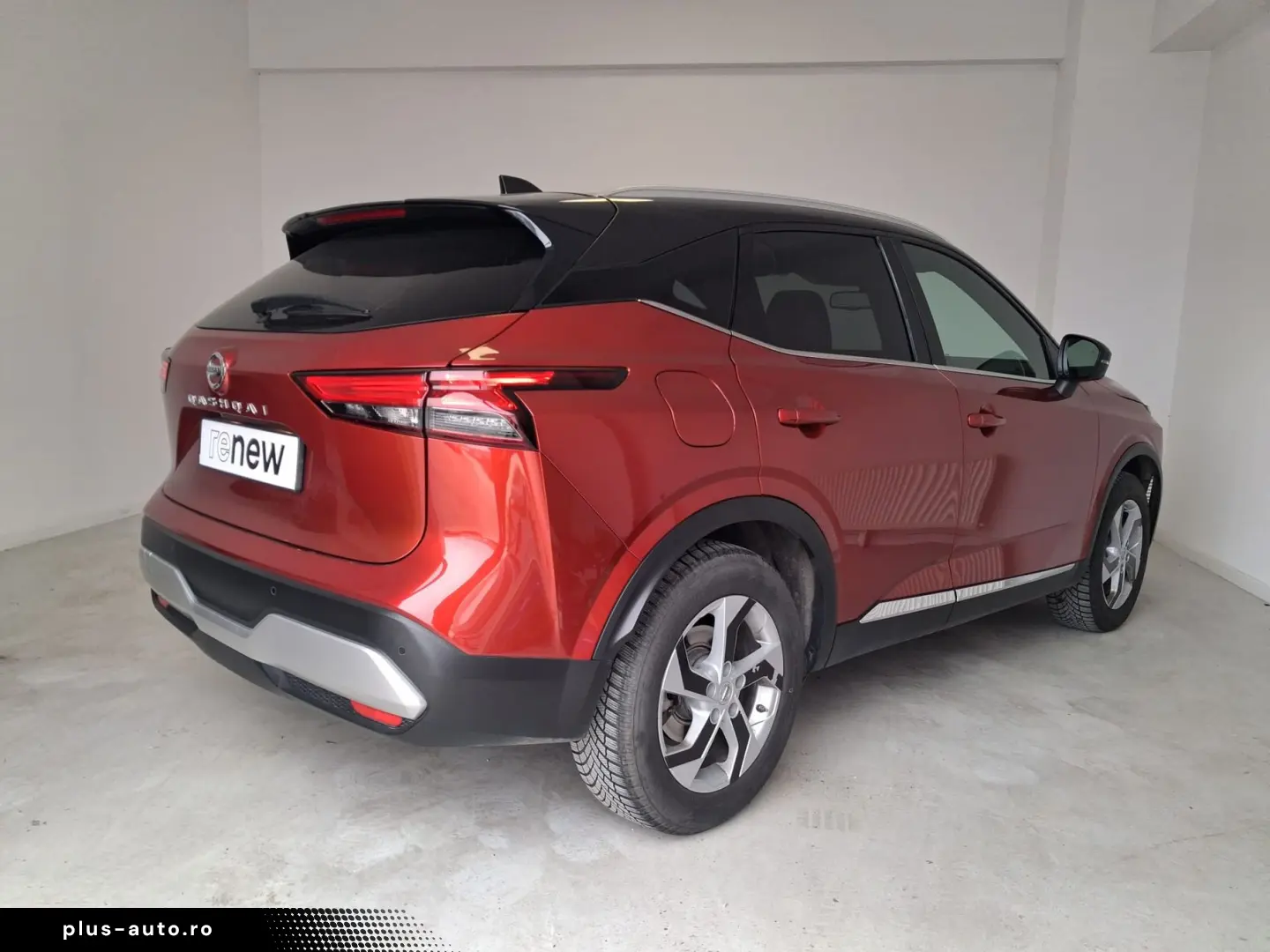 Nissan Qashqai 1.3 DIG-T automat unic proprietar de noua