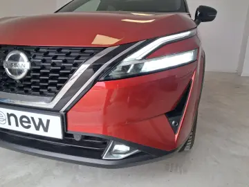 Nissan Qashqai 1.3 DIG-T automat unic proprietar de noua