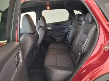 Nissan Qashqai 1.3 DIG-T automat unic proprietar de noua