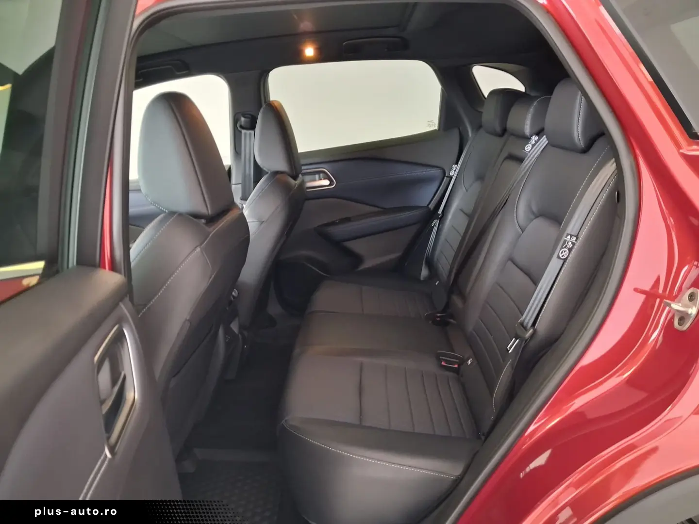 Nissan Qashqai 1.3 DIG-T automat unic proprietar de noua