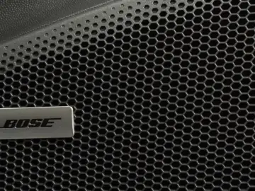 PORSCHE Macan Electric 4