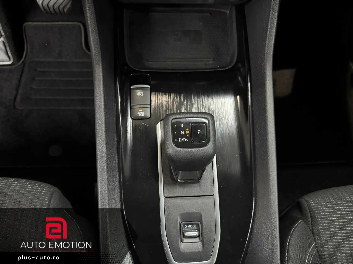 NISSAN Qashqai Acenta 1.3 DIG-T MHEV Xtronic Navi  LED