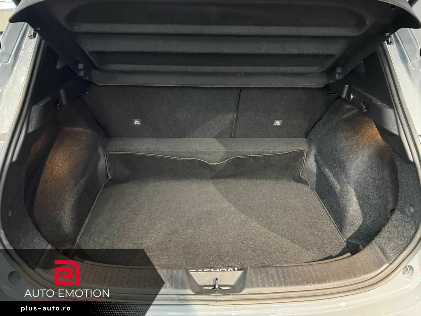 NISSAN Qashqai Acenta 1.3 DIG-T MHEV Xtronic Navi  LED