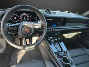 PORSCHE 911 Carrera 4 GTS T-Hybrid Cabriolet