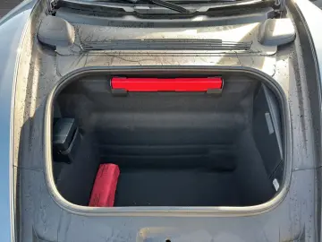 PORSCHE 911 Carrera 4 GTS T-Hybrid Cabriolet