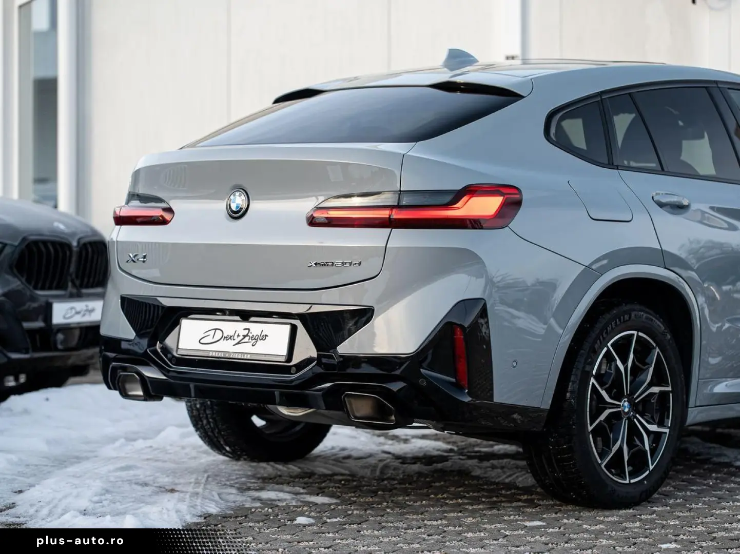 BMW X4 xDrive20d M-Sport AHK PANO ACC Laser HuD KoZg