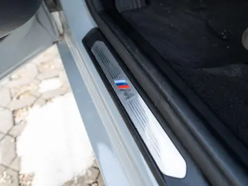 BMW X4 xDrive20d M-Sport AHK PANO ACC Laser HuD KoZg