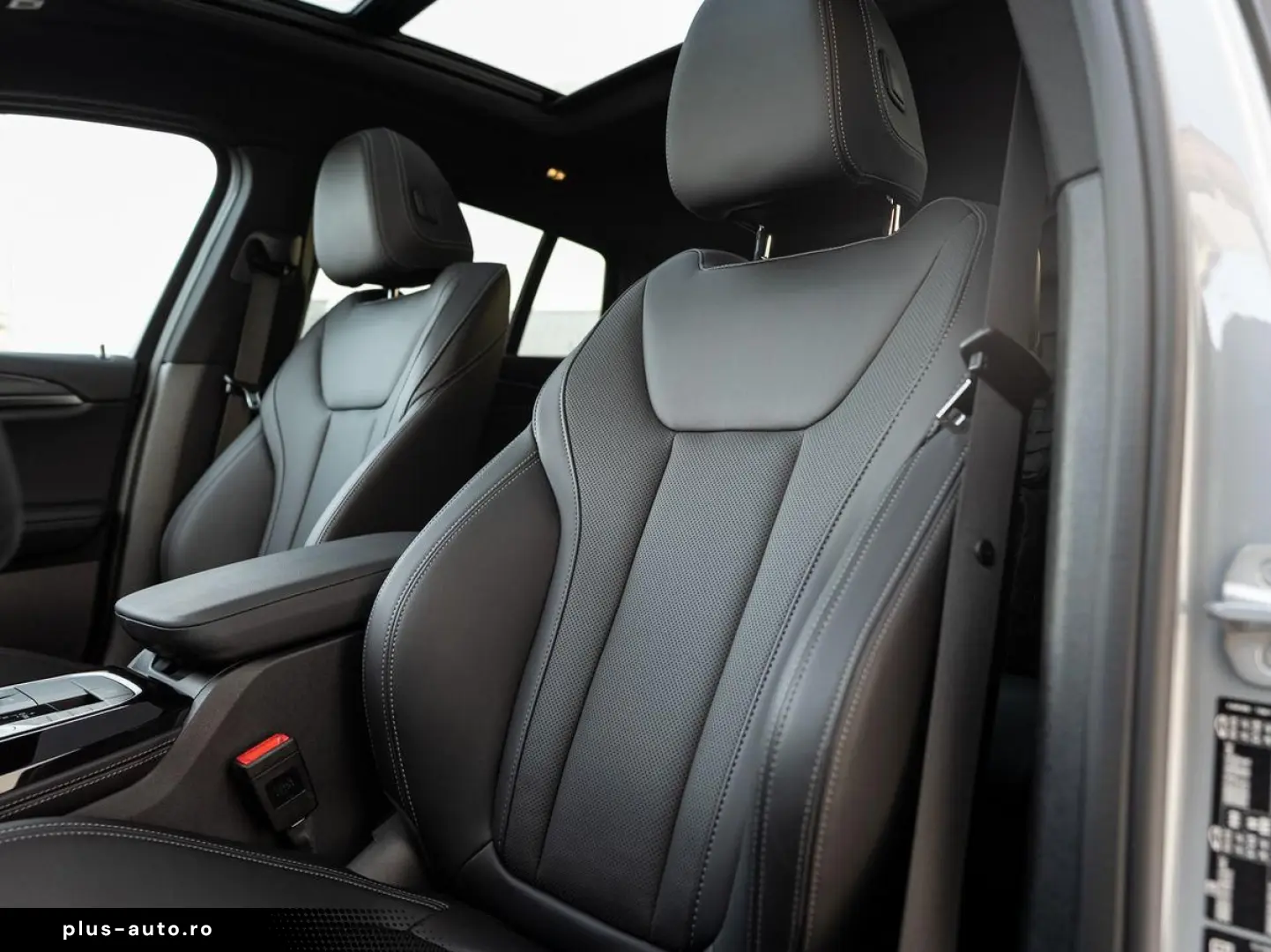 BMW X4 xDrive20d M-Sport AHK PANO ACC Laser HuD KoZg